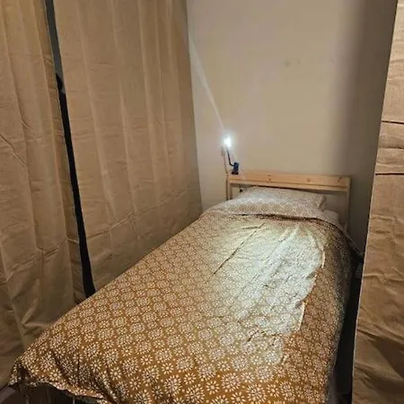 شقة Lit En Dortoir Proche De La Gare De بيساك